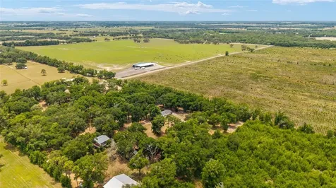 19551 SE 42nd Place Morriston FL 32668