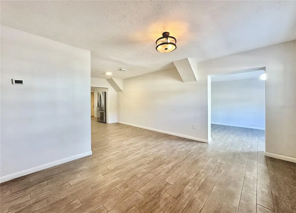 2928 W Elrod Avenue Tampa FL 33611