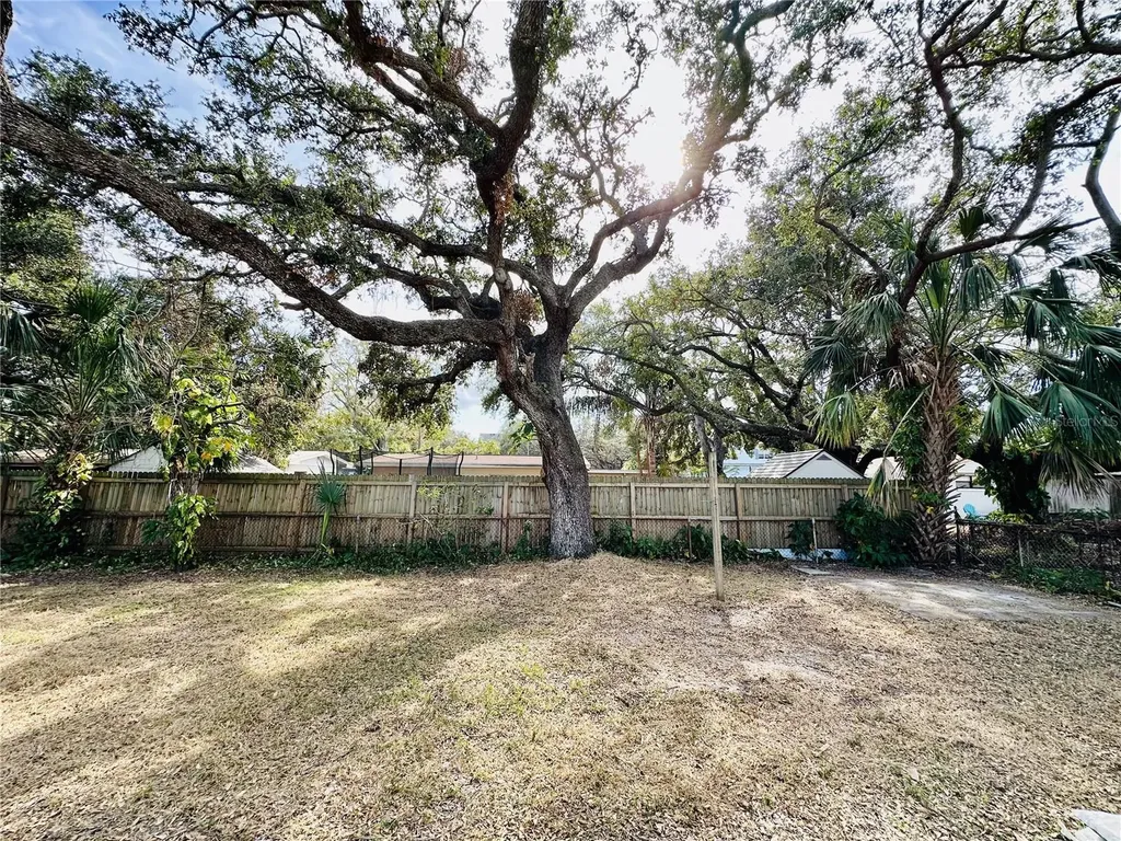 2928 W Elrod Avenue Tampa FL 33611