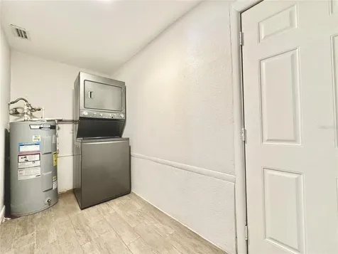 2928 W Elrod Avenue Tampa FL 33611