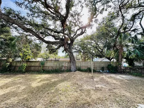 2928 W Elrod Avenue Tampa FL 33611