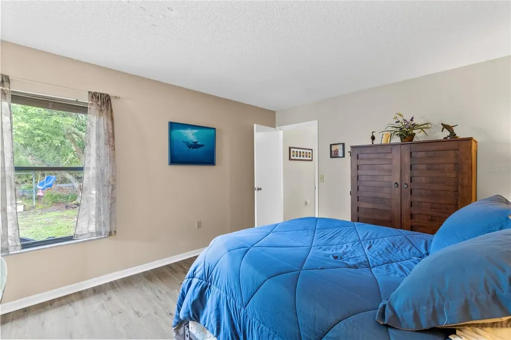 1098 Lamplighter Avenue Deltona FL 32725