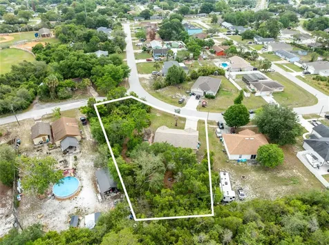 1098 Lamplighter Avenue Deltona FL 32725