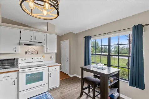 1098 Lamplighter Avenue Deltona FL 32725