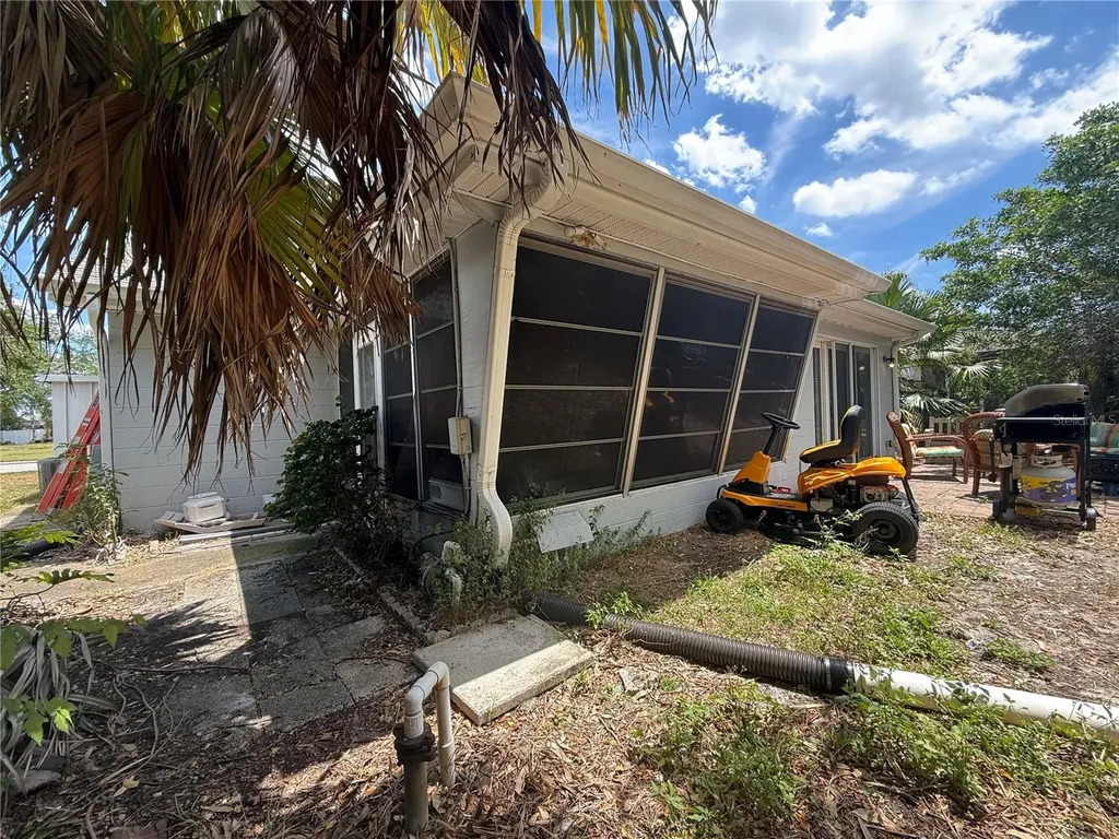 3415 Overland Drive Holiday FL 34691