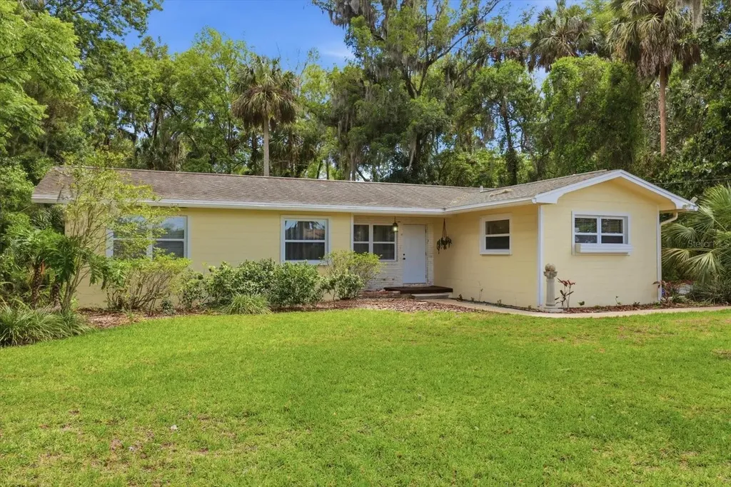 1510 NW 22nd Street Crystal River FL 34428