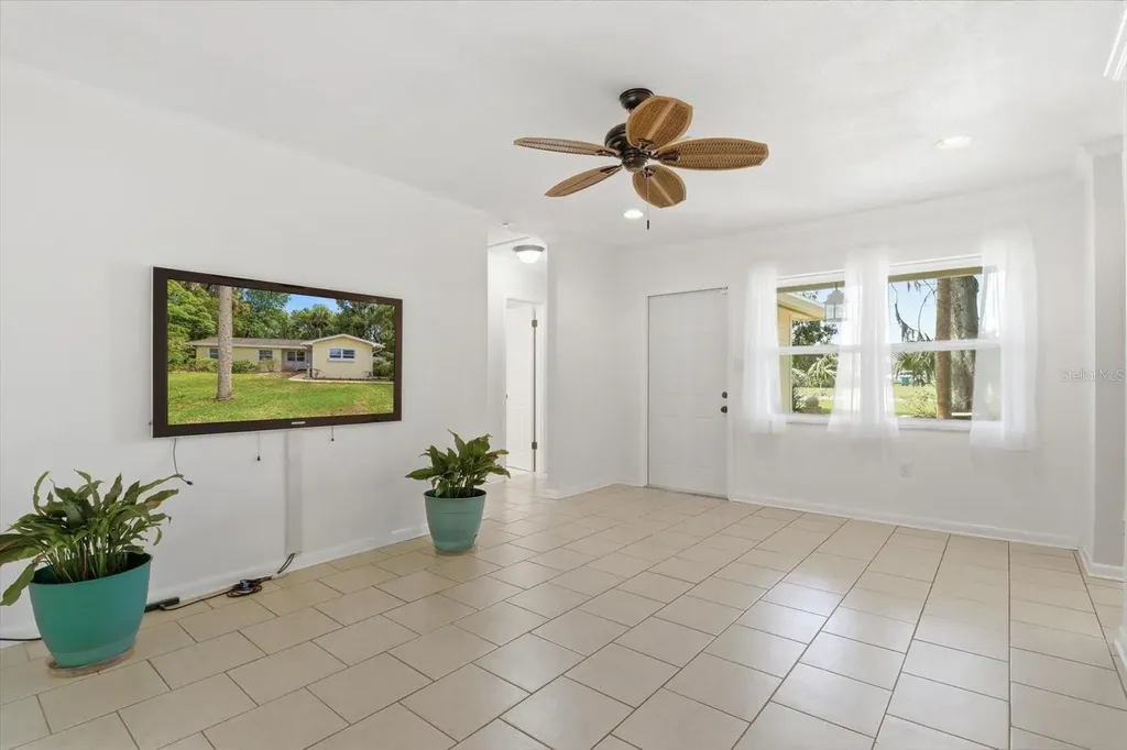 1510 NW 22nd Street Crystal River FL 34428