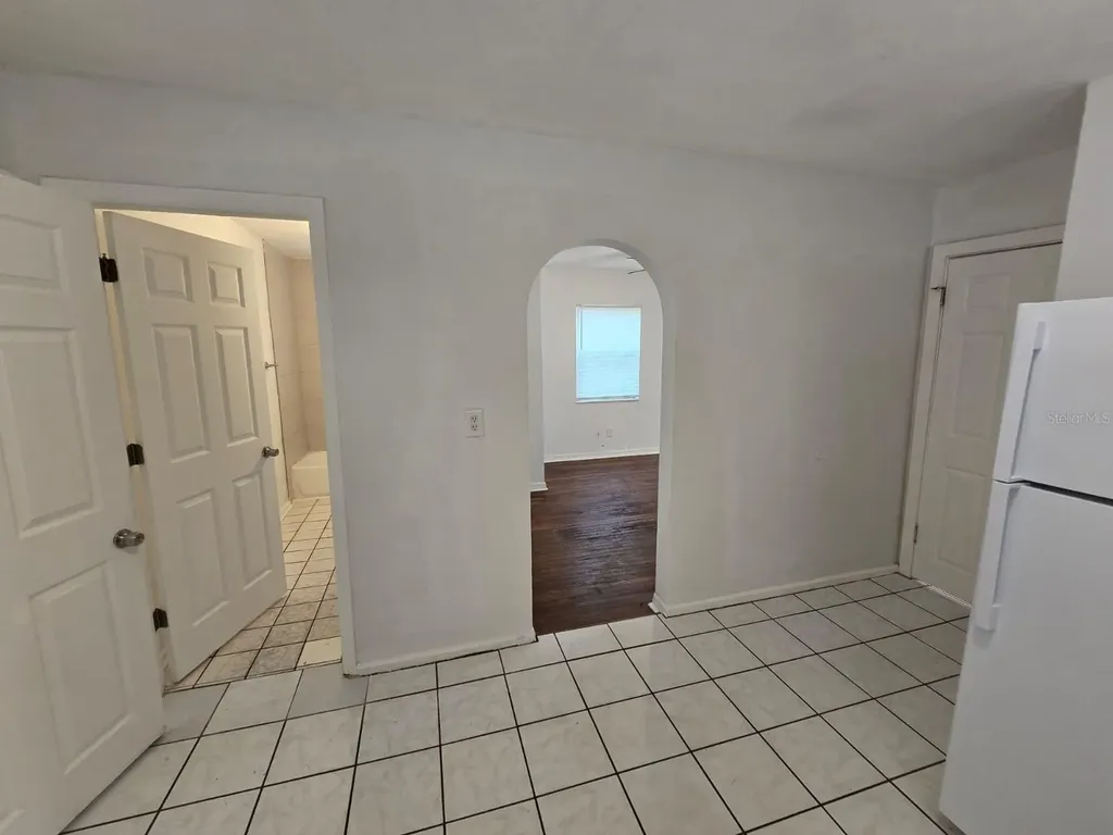 1734 39th Street S St Petersburg FL 33711