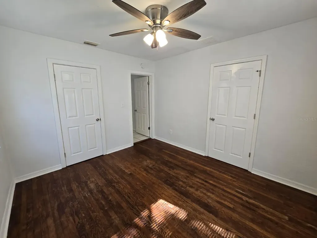 1734 39th Street S St Petersburg FL 33711