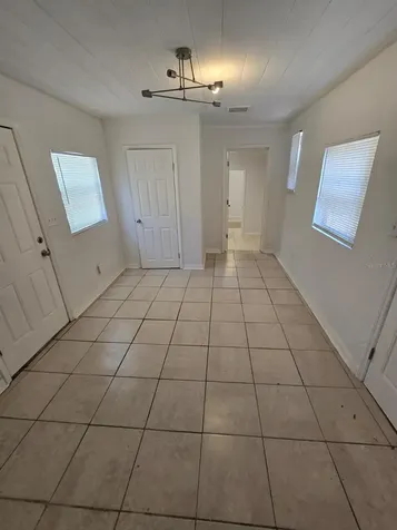 1734 39th Street S St Petersburg FL 33711