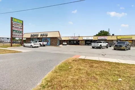 9824 Us Highway 19 Highway Port Richey FL 34668