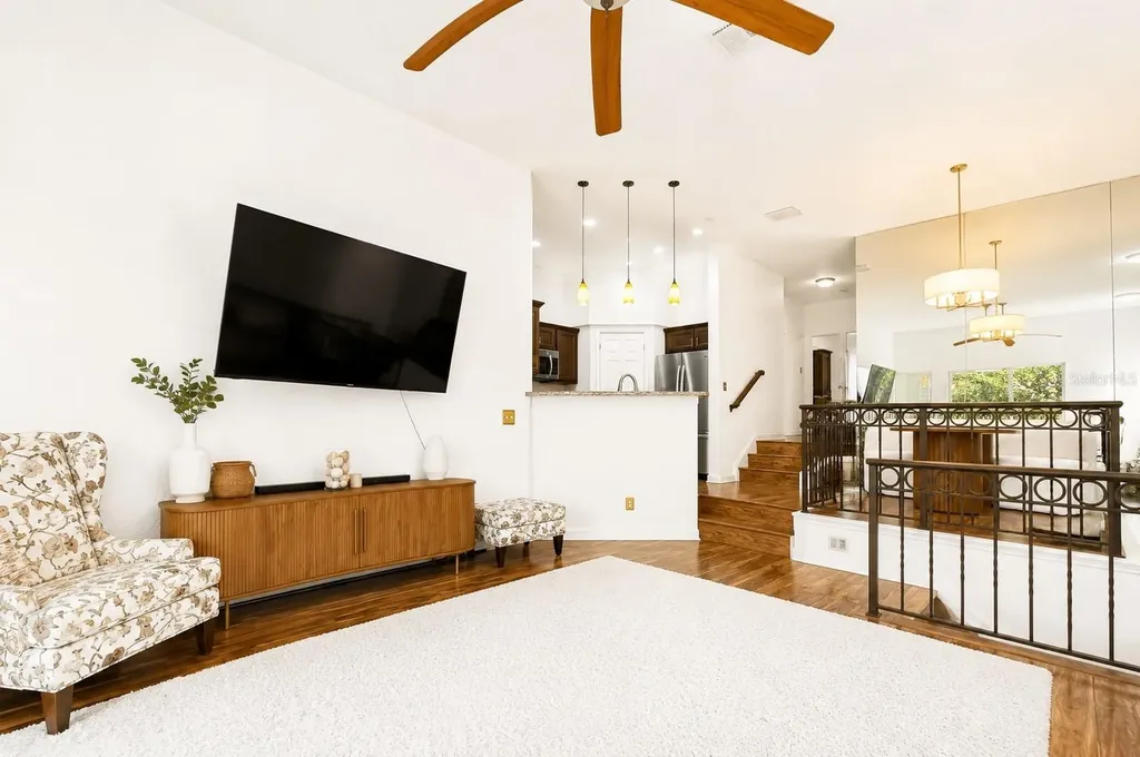 609 Tropical Breeze Way Tampa FL 33602