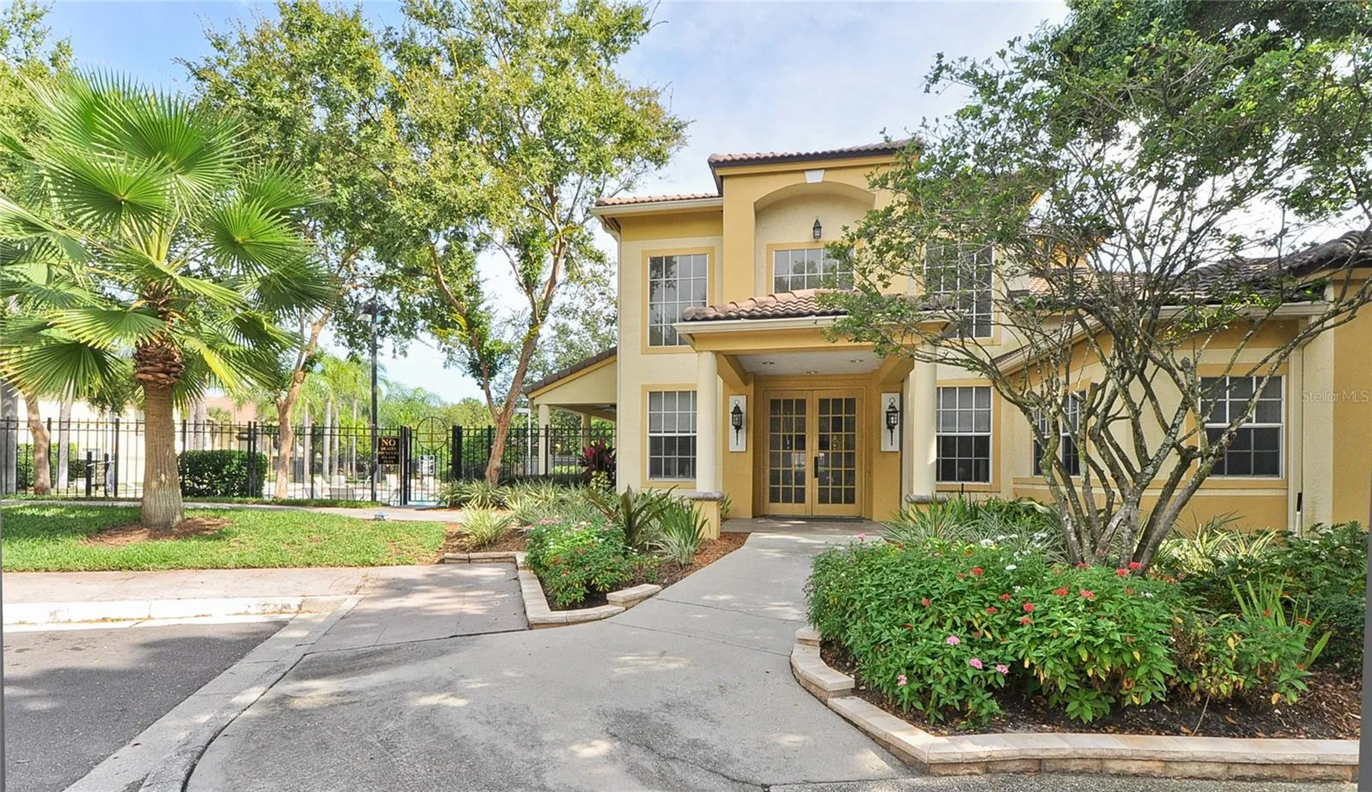 609 Tropical Breeze Way Tampa FL 33602