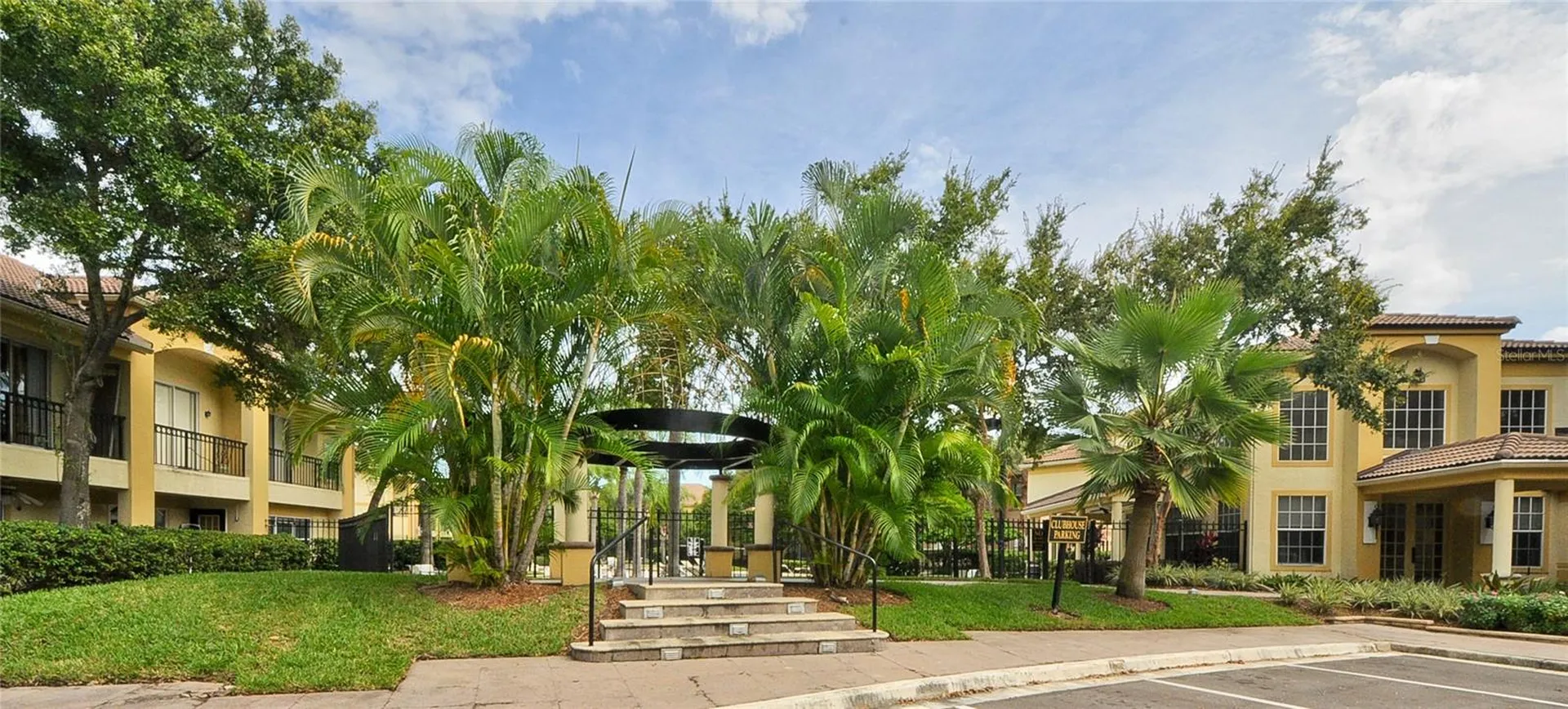 609 Tropical Breeze Way Tampa FL 33602