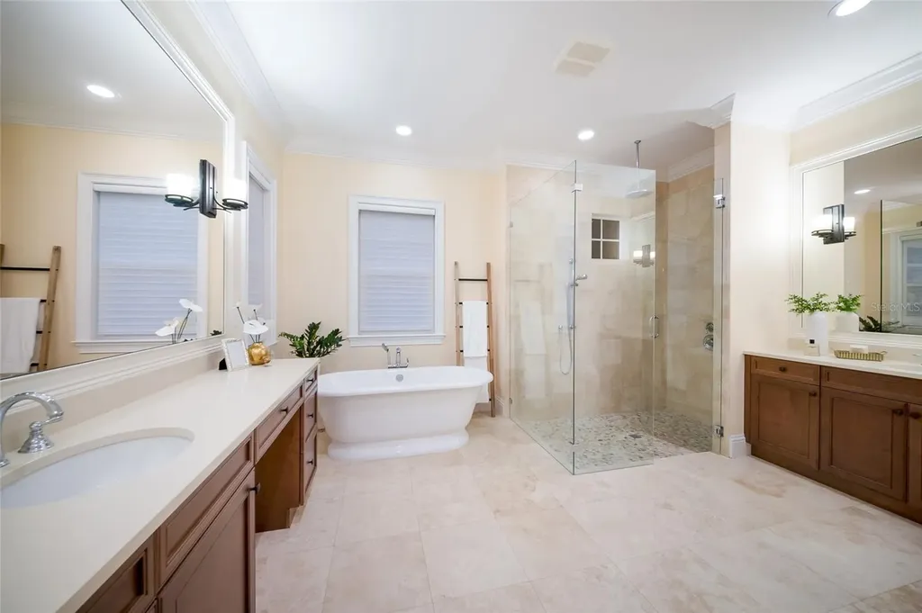 19433 Newlane Place Bradenton FL 34202