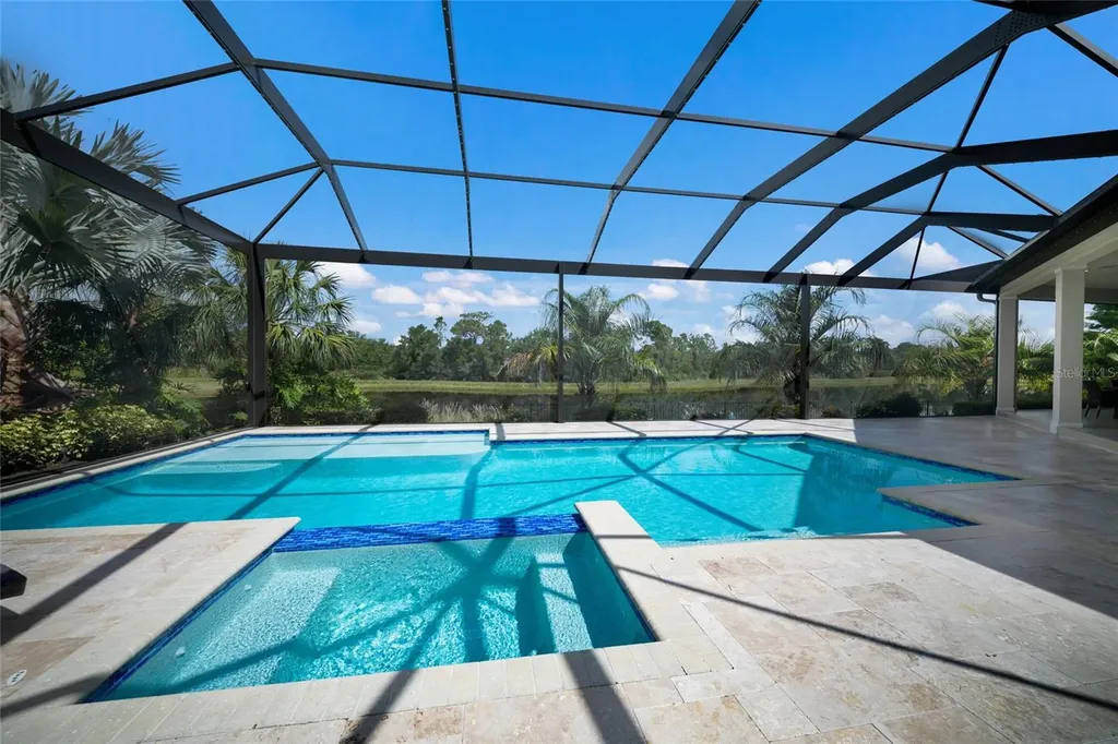 19433 Newlane Place Bradenton FL 34202