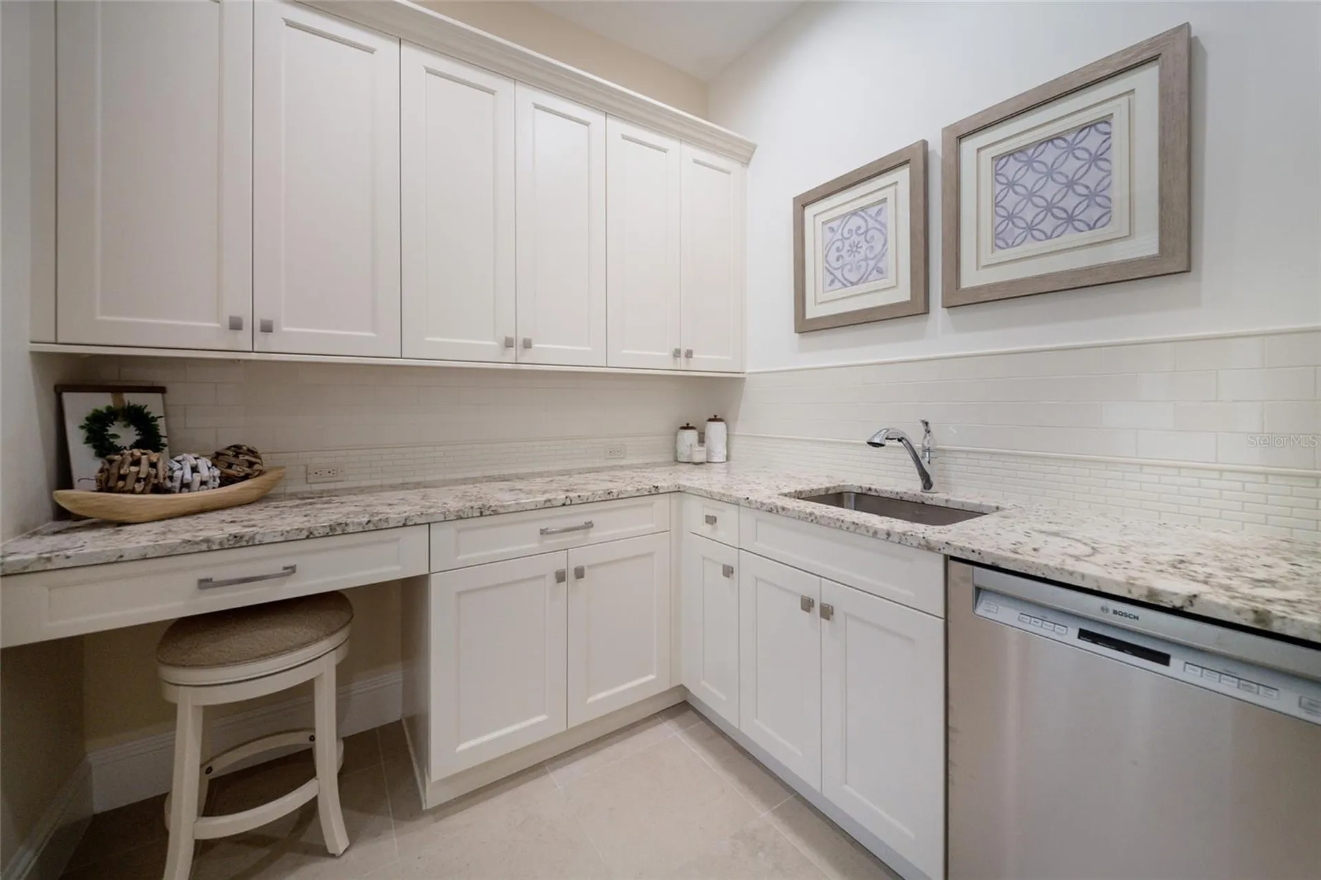 19433 Newlane Place Bradenton FL 34202