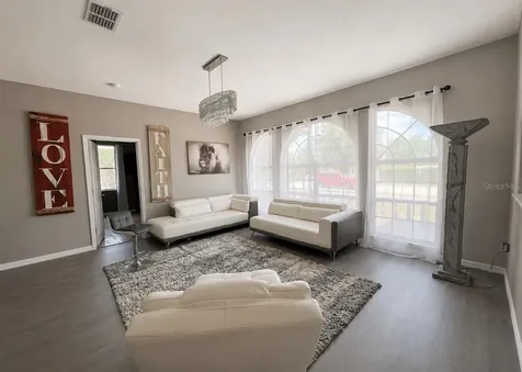 2409 Dorado Avenue Haines City FL 33844
