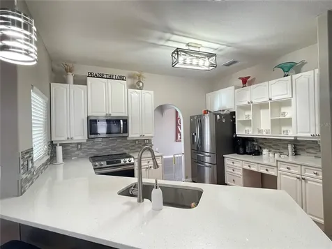 2409 Dorado Avenue Haines City FL 33844