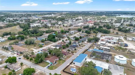 423 N 5th Street Haines City FL 33844