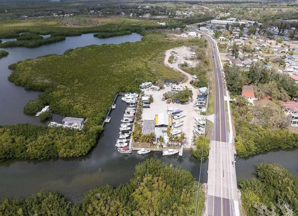 6817 Bayshore Road Palmetto FL 34221