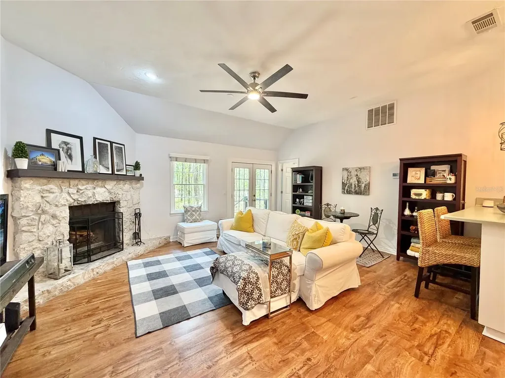 5229 SW 86th Terrace Gainesville FL 32608