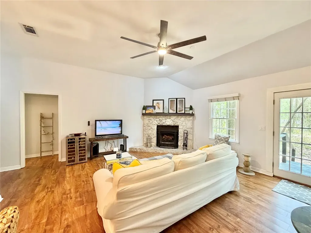 5229 SW 86th Terrace Gainesville FL 32608