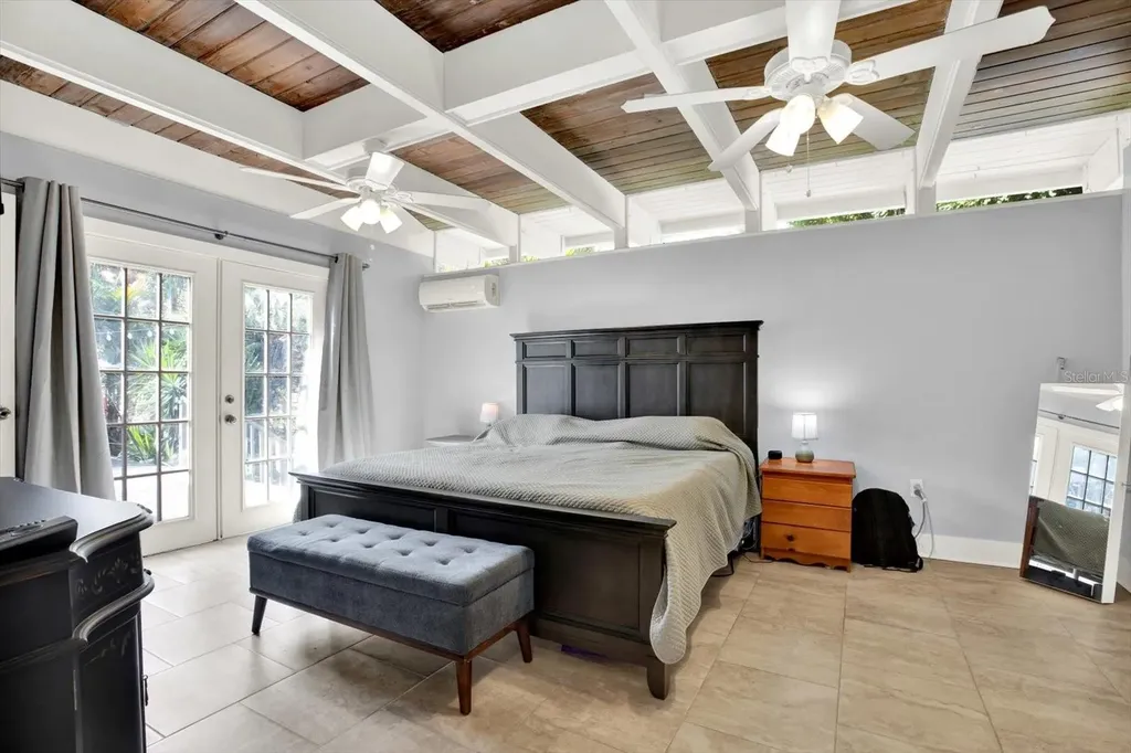 15656 1st Street E Redington Beach FL 33708