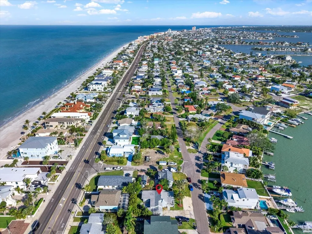 15656 1st Street E Redington Beach FL 33708