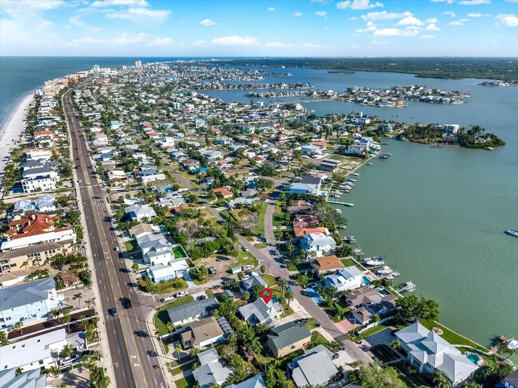 15656 1st Street E Redington Beach FL 33708