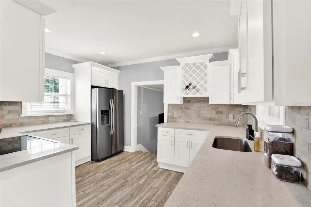 15656 1st Street E Redington Beach FL 33708