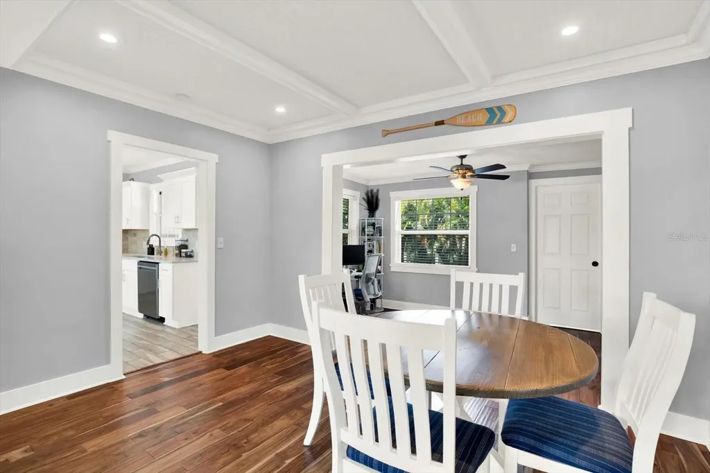 15656 1st Street E Redington Beach FL 33708