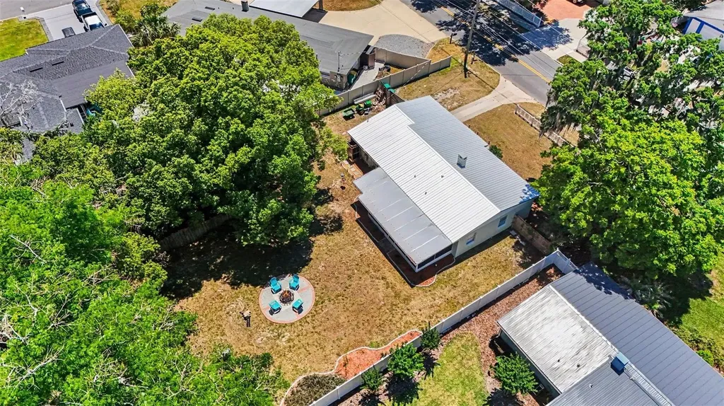 315 W 11th Avenue Mount Dora FL 32757