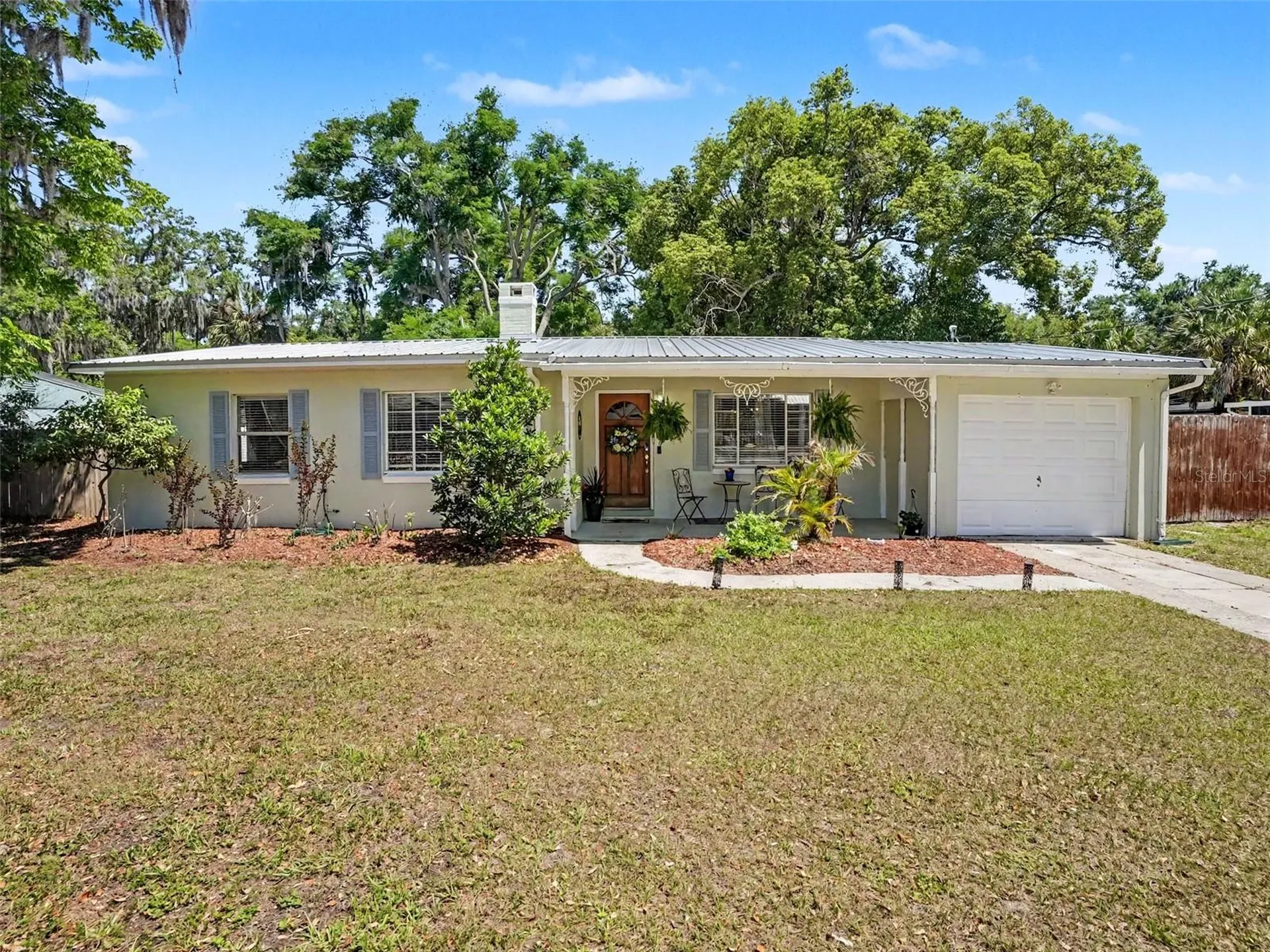 315 W 11th Avenue Mount Dora FL 32757