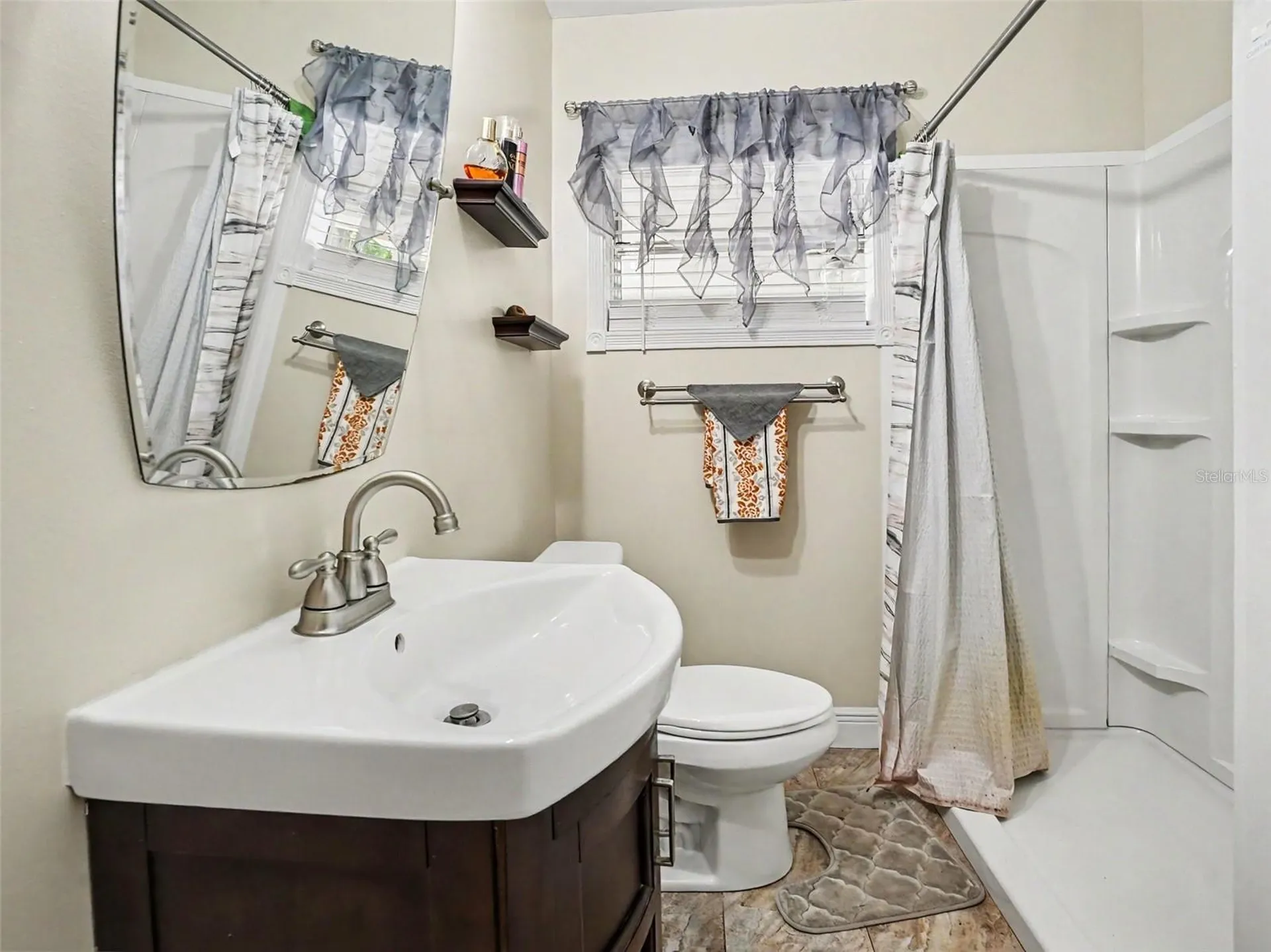 315 W 11th Avenue Mount Dora FL 32757