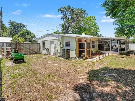315 W 11th Avenue Mount Dora FL 32757