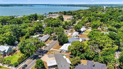 315 W 11th Avenue Mount Dora FL 32757
