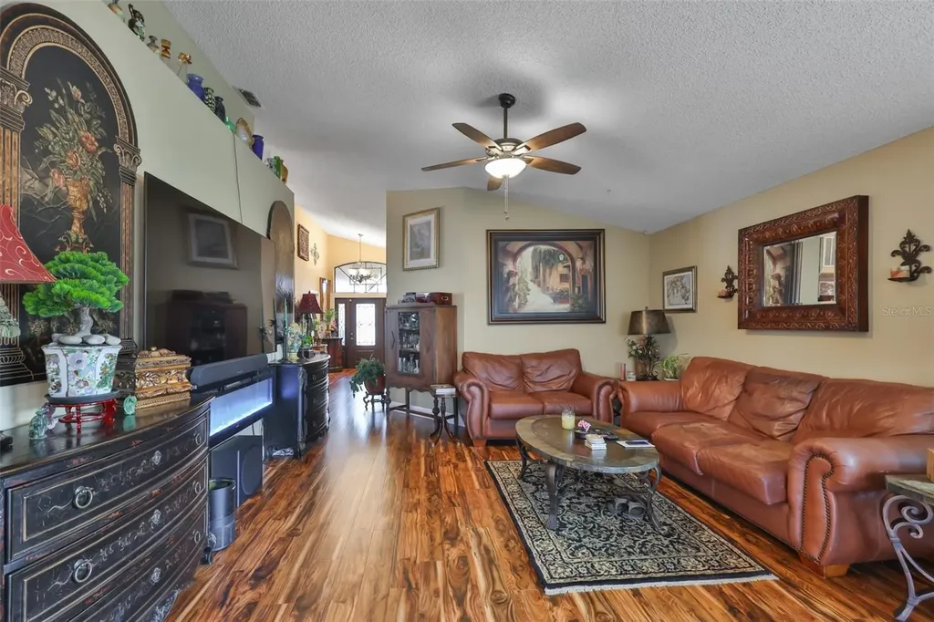 210 Linger Lane Sun City Center FL 33573