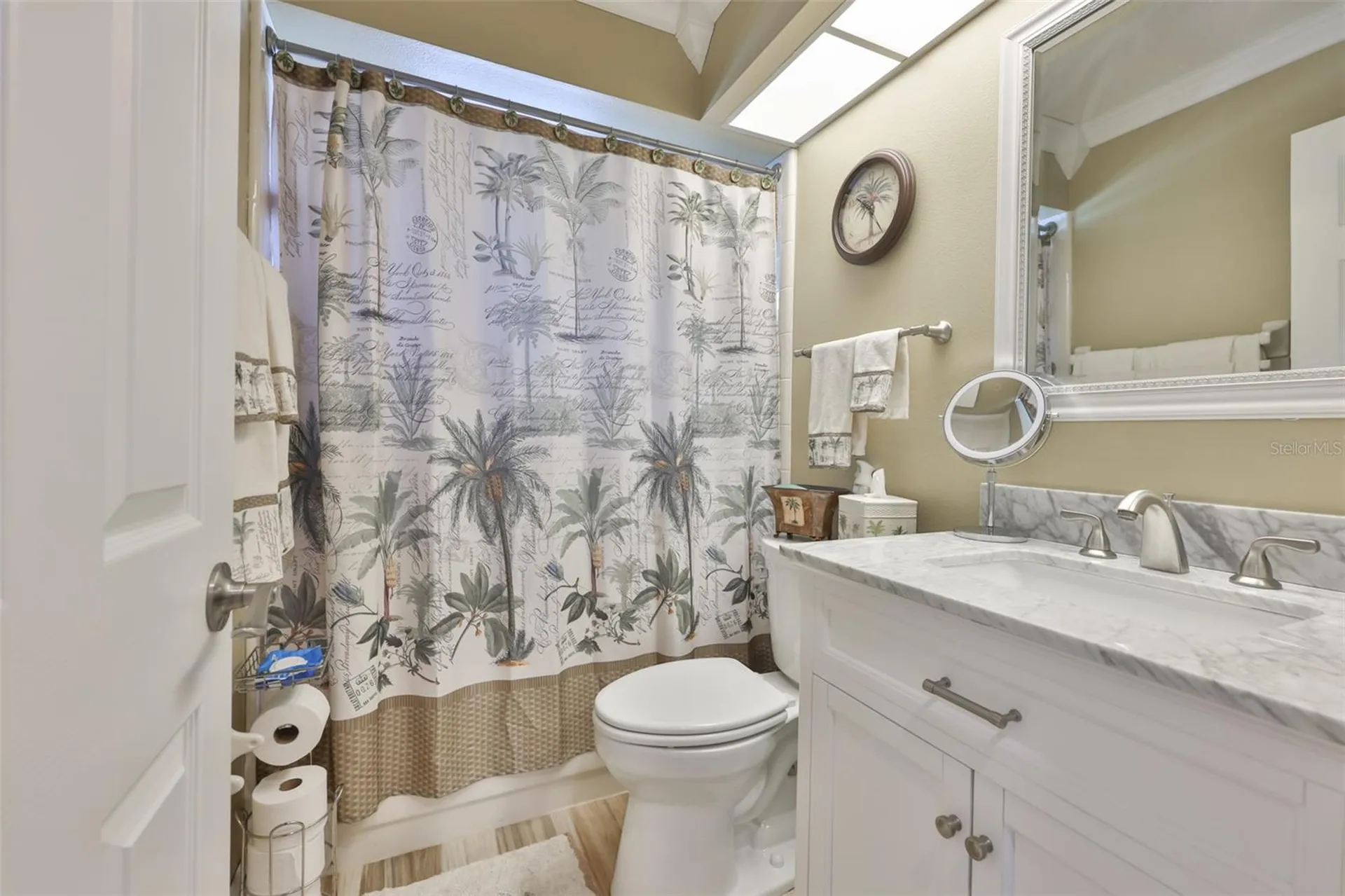 210 Linger Lane Sun City Center FL 33573