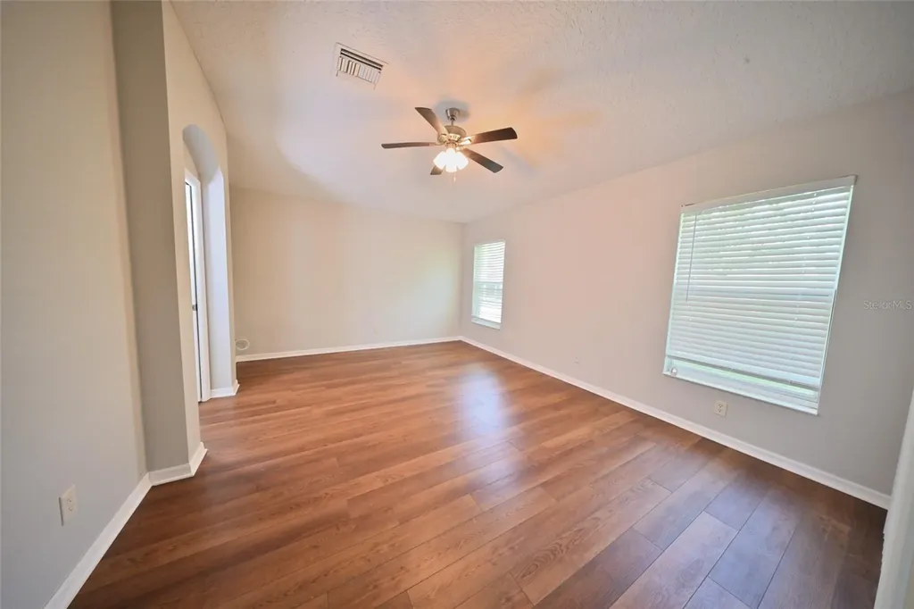 27326 Orchid Glade Street Leesburg FL 34748