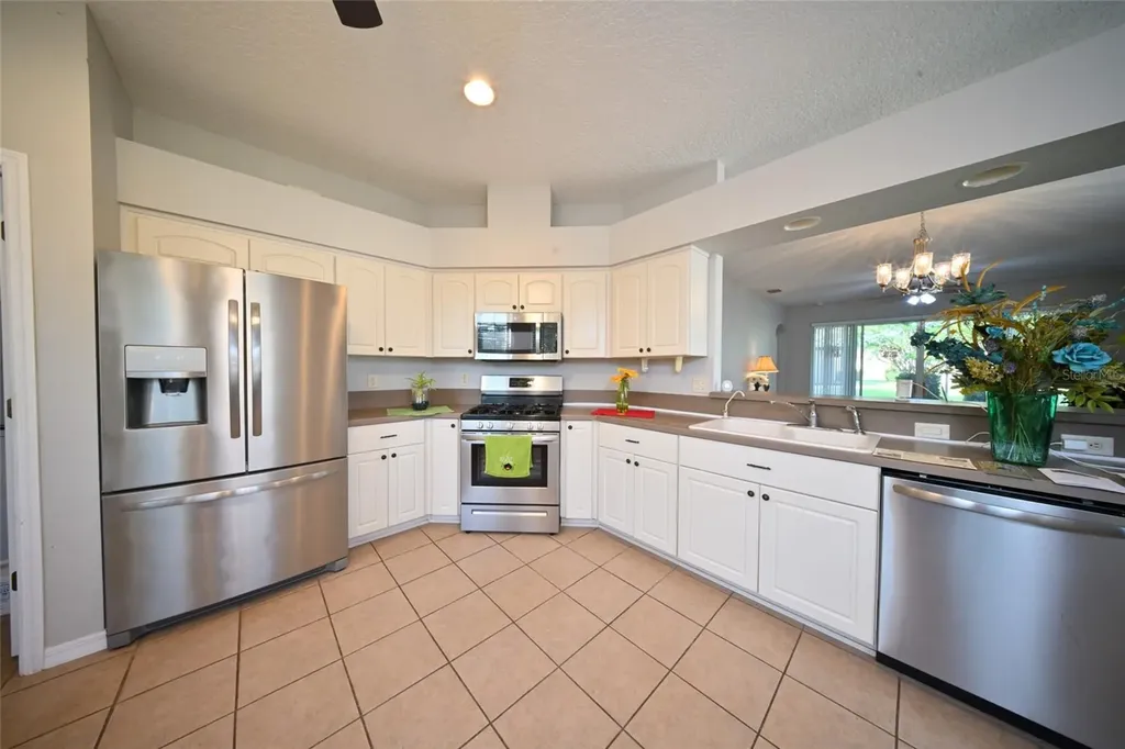 27326 Orchid Glade Street Leesburg FL 34748