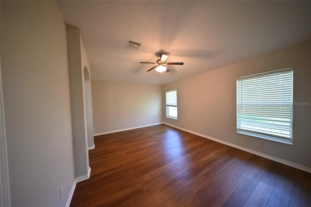 27326 Orchid Glade Street Leesburg FL 34748