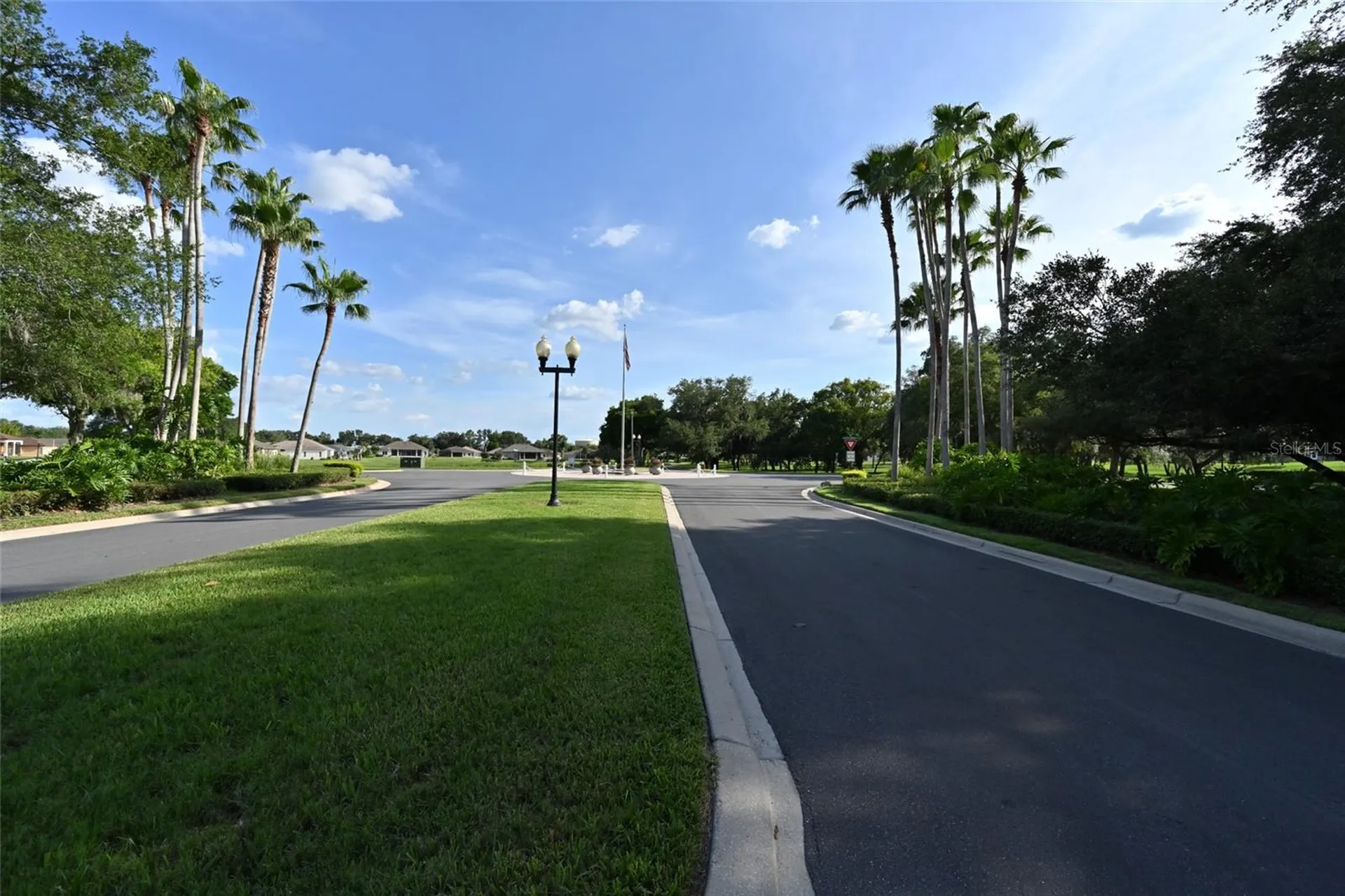 27326 Orchid Glade Street Leesburg FL 34748