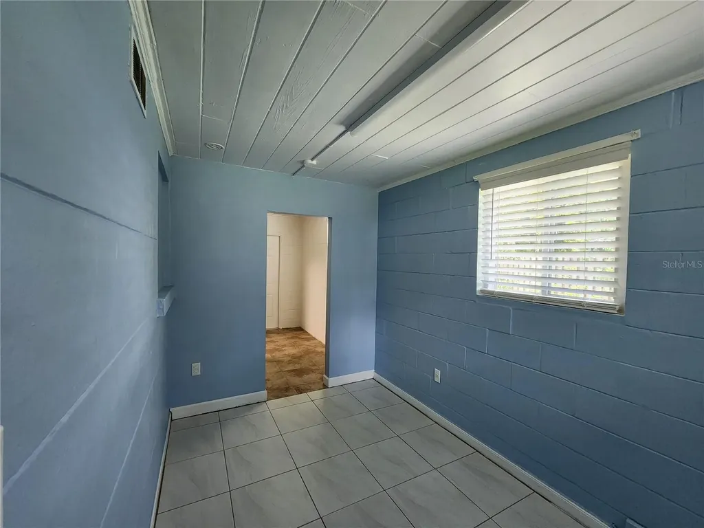 1014 NE 10th Place Gainesville FL 32601