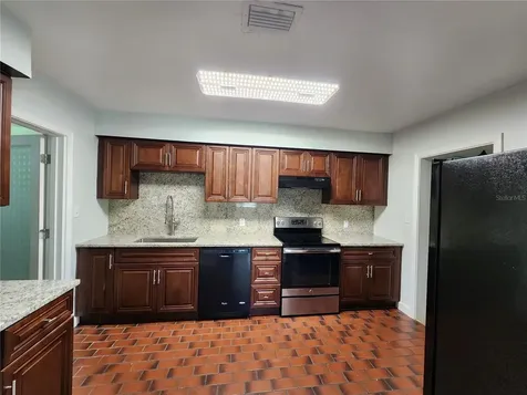1014 NE 10th Place Gainesville FL 32601