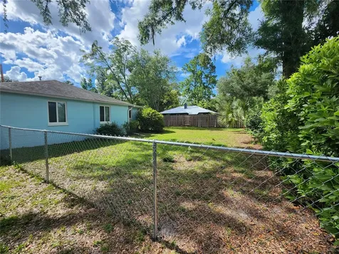1014 NE 10th Place Gainesville FL 32601