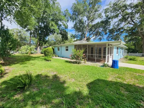1014 NE 10th Place Gainesville FL 32601