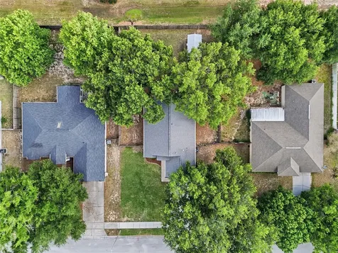 1008 Chateau Circle Minneola FL 34715