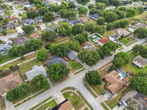 1008 Chateau Circle Minneola FL 34715