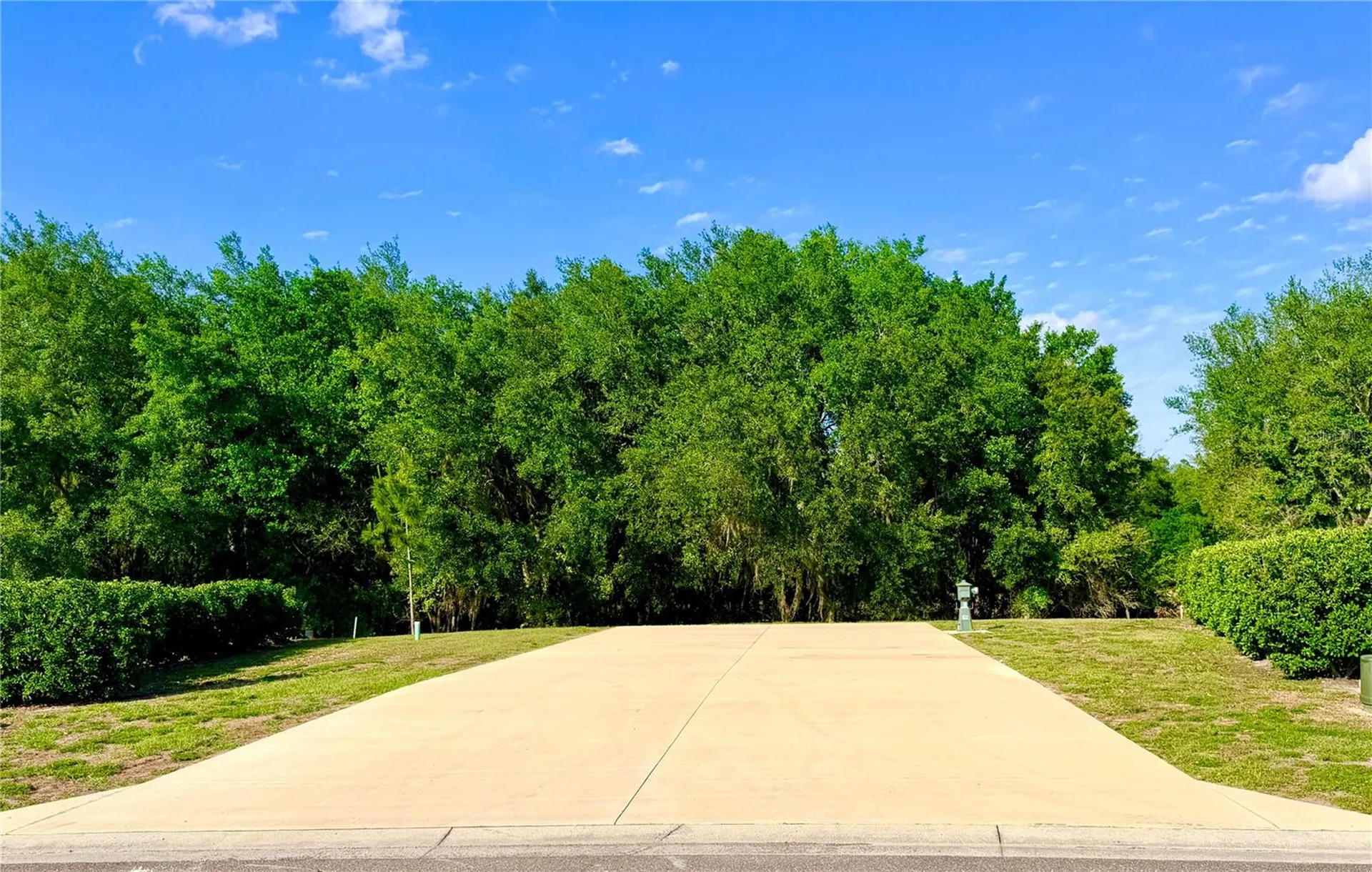 4933 SE 92nd Boulevard Webster FL 33597